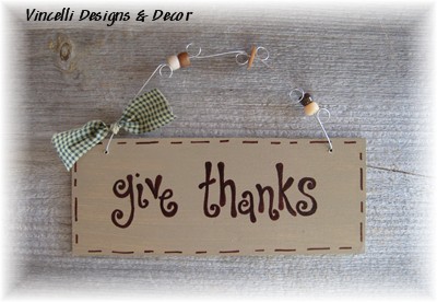 Handpainted Wood Plaque - Give Thanks (Tan)