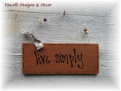 Handpainted Wood Plaque - Live Simply